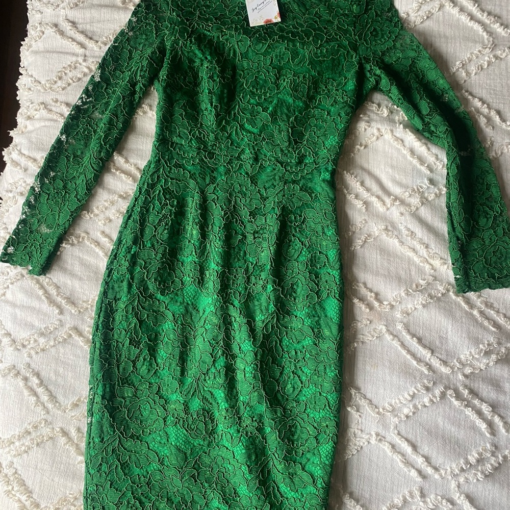 Green lace dress
